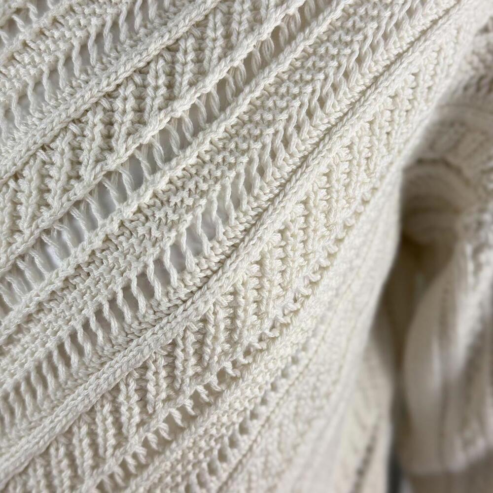 Cute‎ Old Navy Sweater Size S - Picture 2 of 5